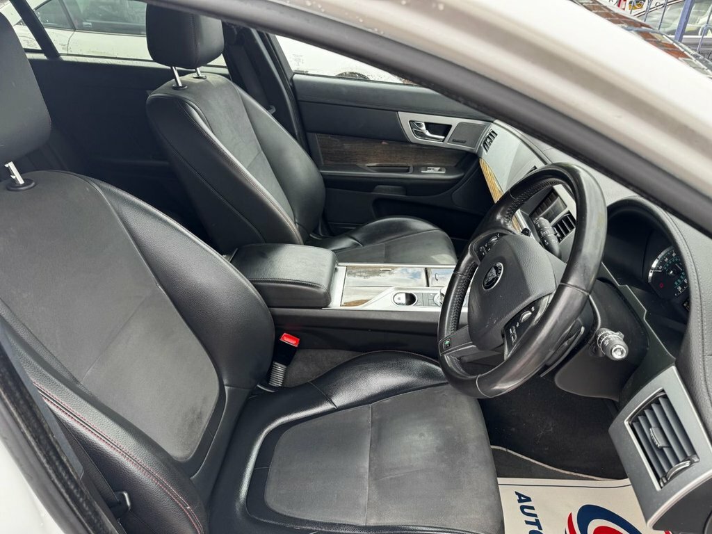 Jaguar XF 2.2L D R-sport Black 200 Bhp Black #8