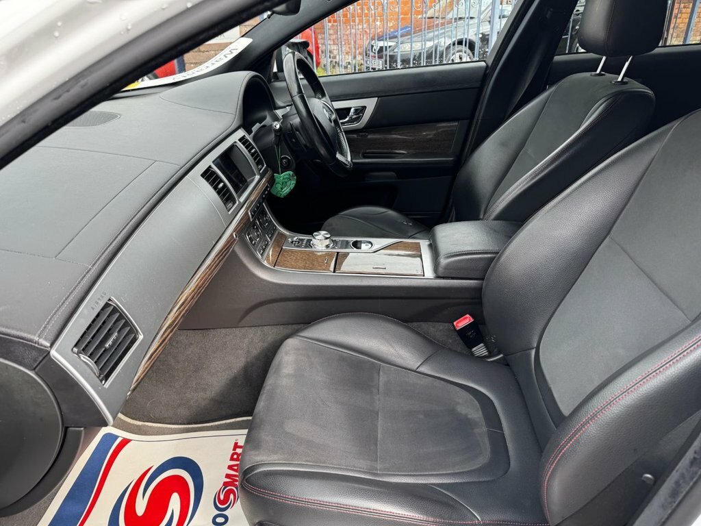 Jaguar XF 2.2L D R-sport Black 200 Bhp Black #9