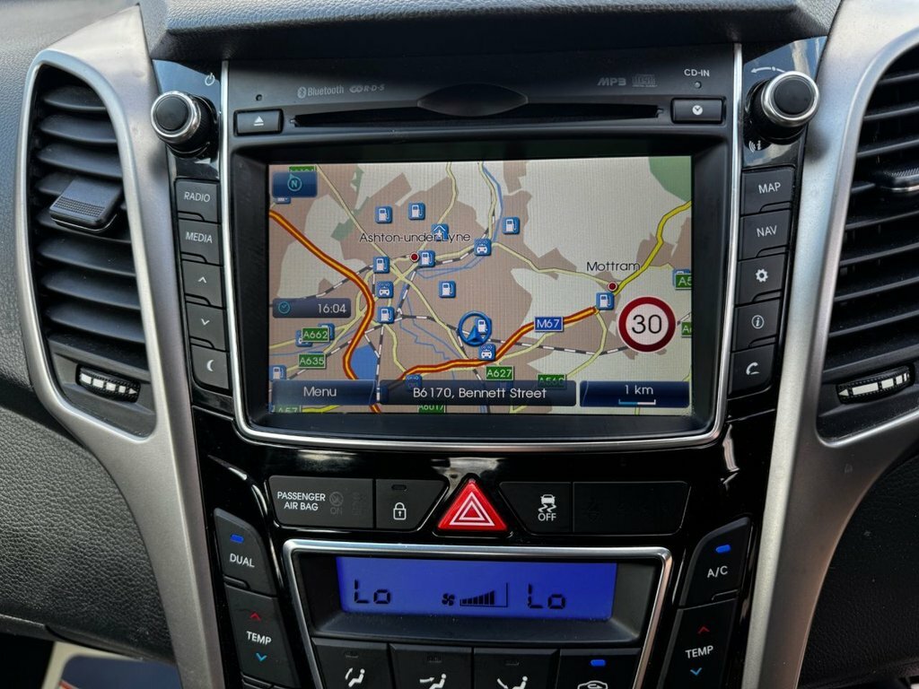 Hyundai I30 1.6 Diesel Auto 5dr White #16