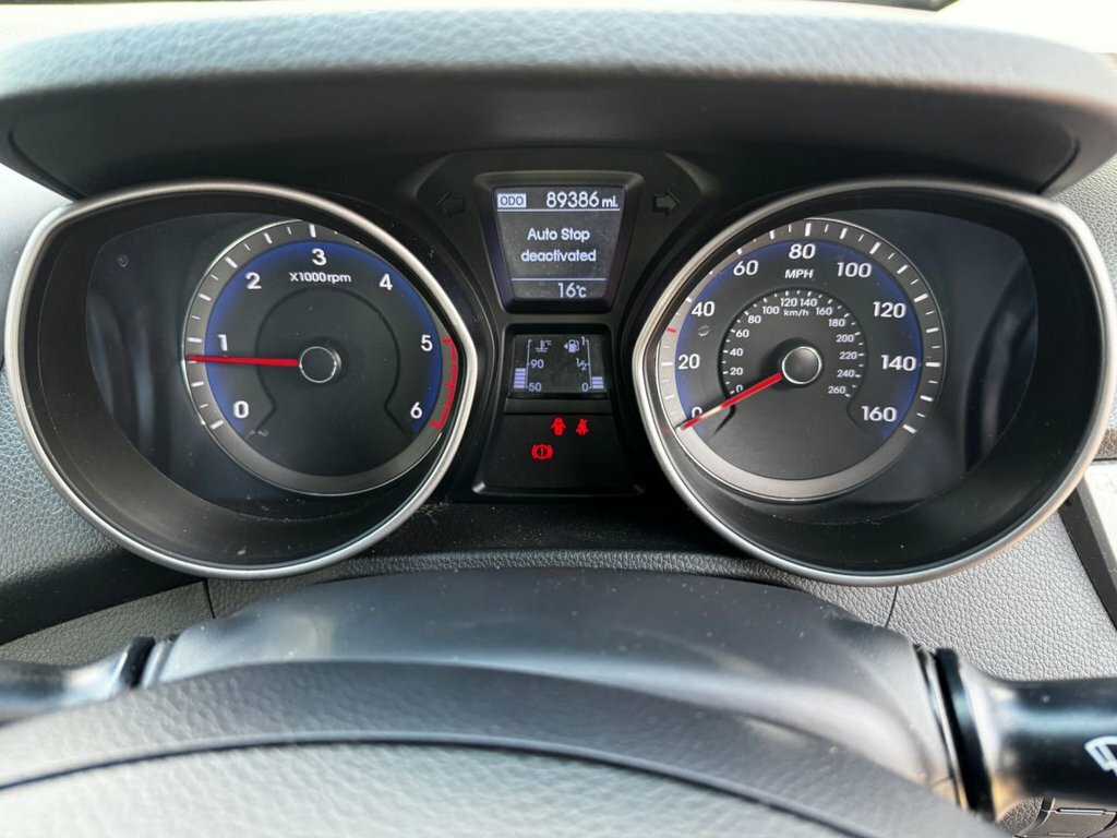 Hyundai I30 1.6 Diesel Auto 5dr White #17