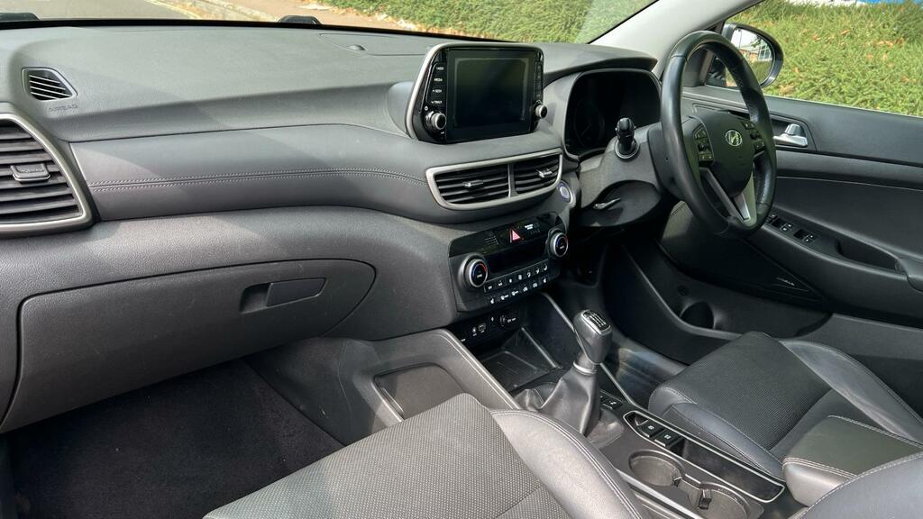 Hyundai Tucson 1.6 Gdi Premium Suv Euro 6 Ss SH19YWD Grey #2