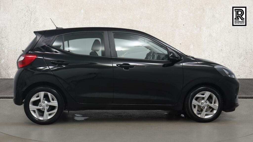 Hyundai I10 1.0 Se Connect Hatchback Euro 6 HT22DKY Black #4