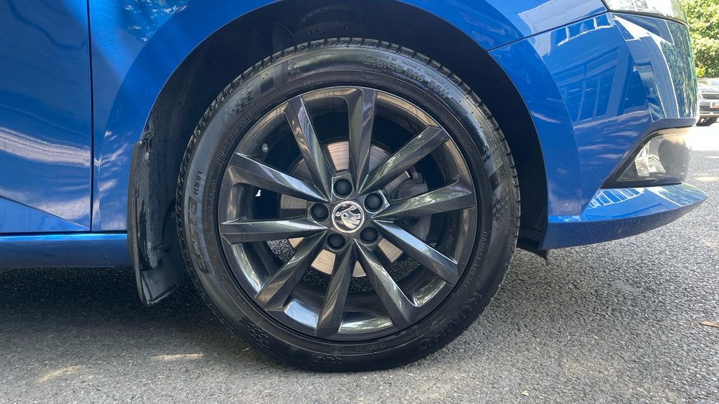 Skoda Fabia 1.0 Tsi Colour Edition Hatchback Blue #5