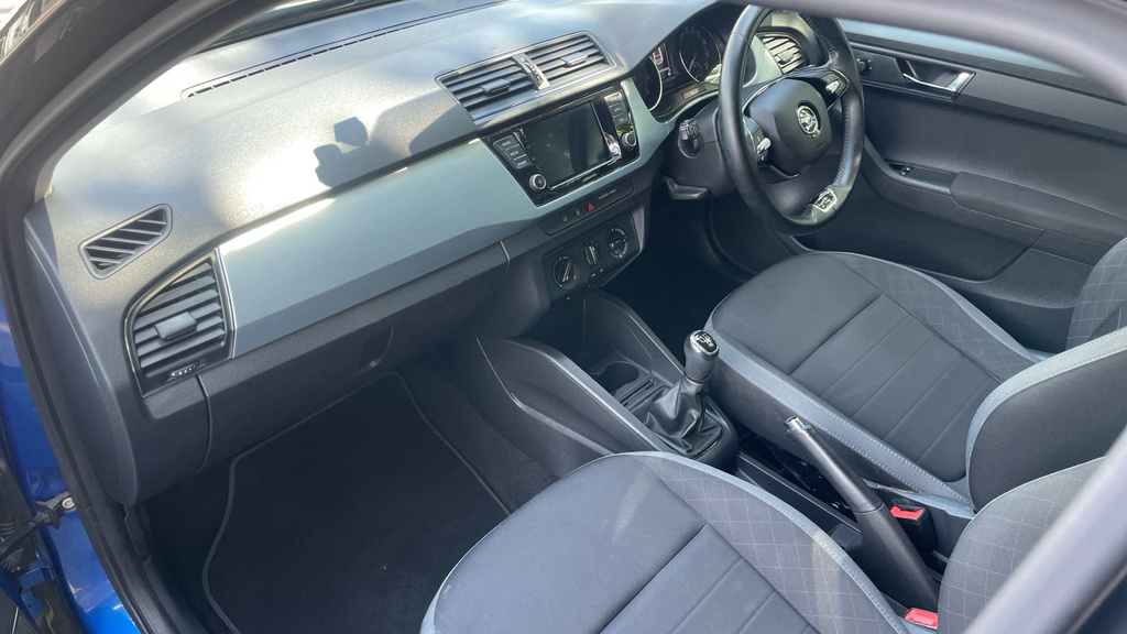 Skoda Fabia 1.0 Tsi Colour Edition Hatchback Blue #2