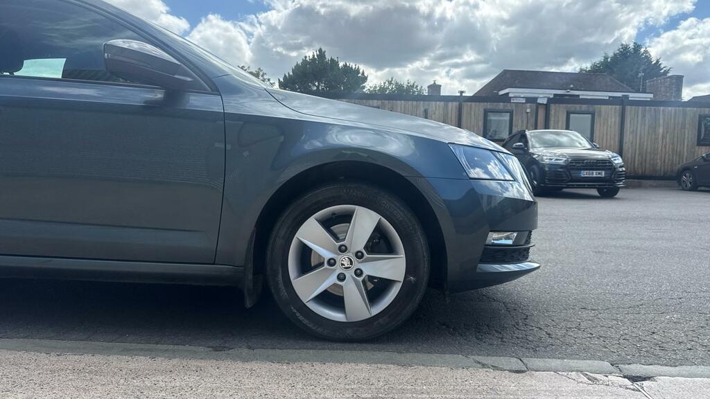 Skoda Octavia 1.0 Tsi Gpf Se Hatchback Euro 6 Grey #5