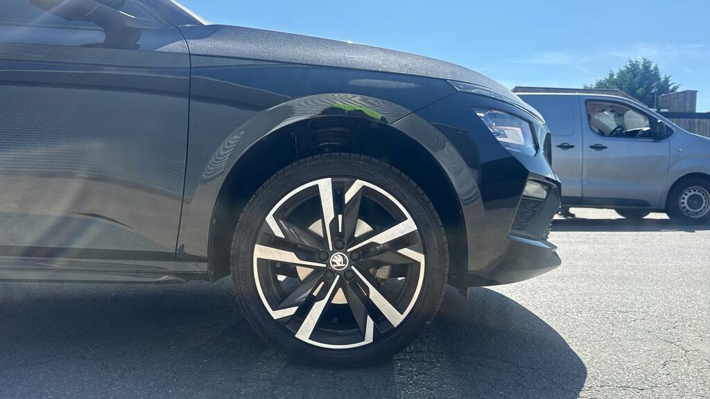 Skoda Kamiq 1.0 Tsi Monte Carlo Suv Dsg Euro 6 Ss Black #5