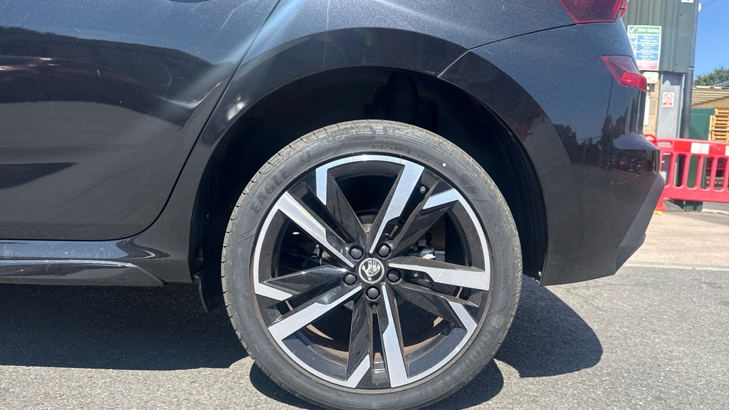 Skoda Kamiq 1.0 Tsi Se L Blue #16