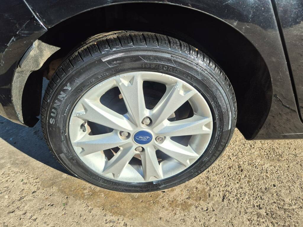 Ford Fiesta 1.4 Zetec Black #4