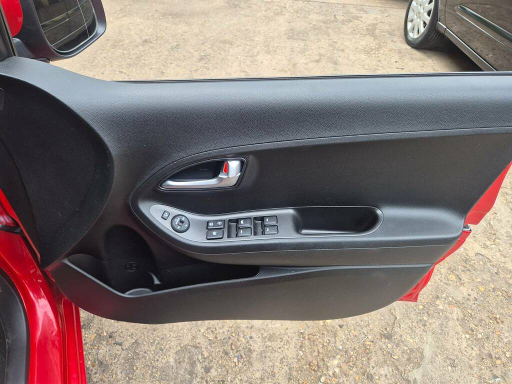 Kia Picanto 1.0 Vr7 Hatchback Euro 5 68 Bhp Silver #16
