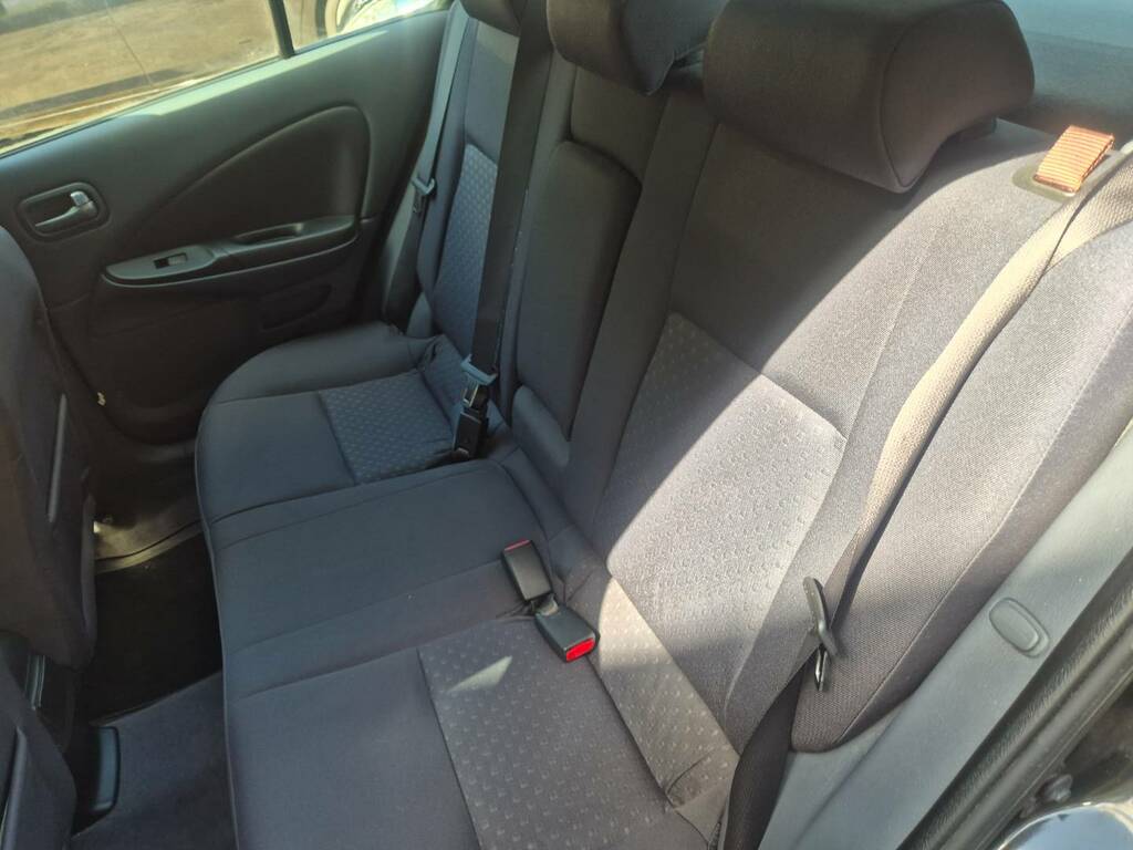 Nissan Almera Hatchback 1.5 S 200505 Blue #31