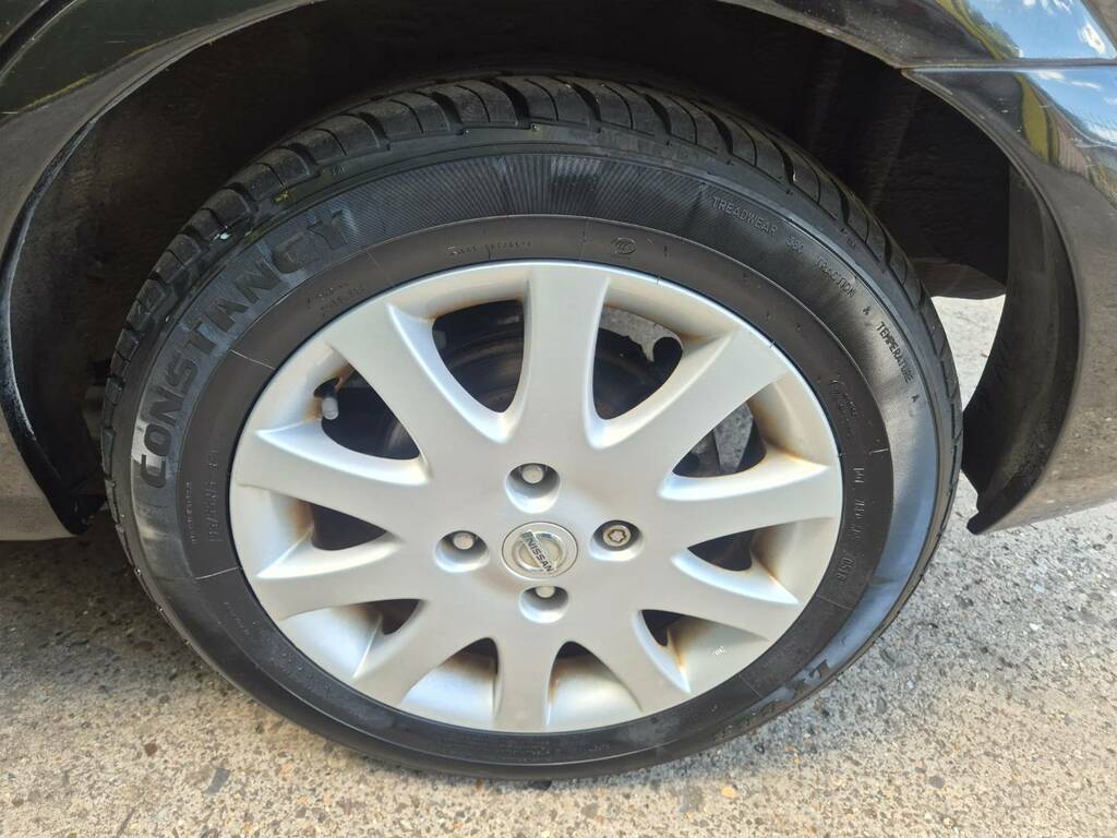 Nissan Almera Hatchback 1.5 S 200505 Blue #10
