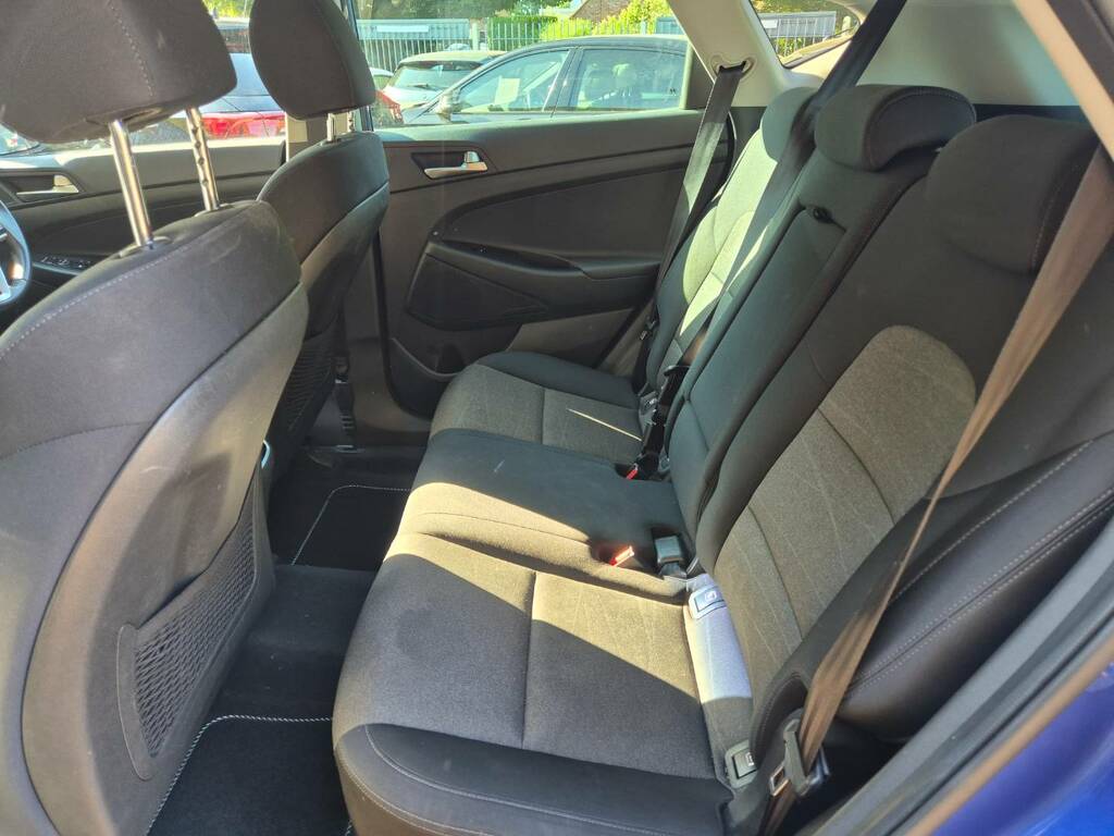 Hyundai Tucson 1.6 Gdi Se Nav Euro 6 S S White #35