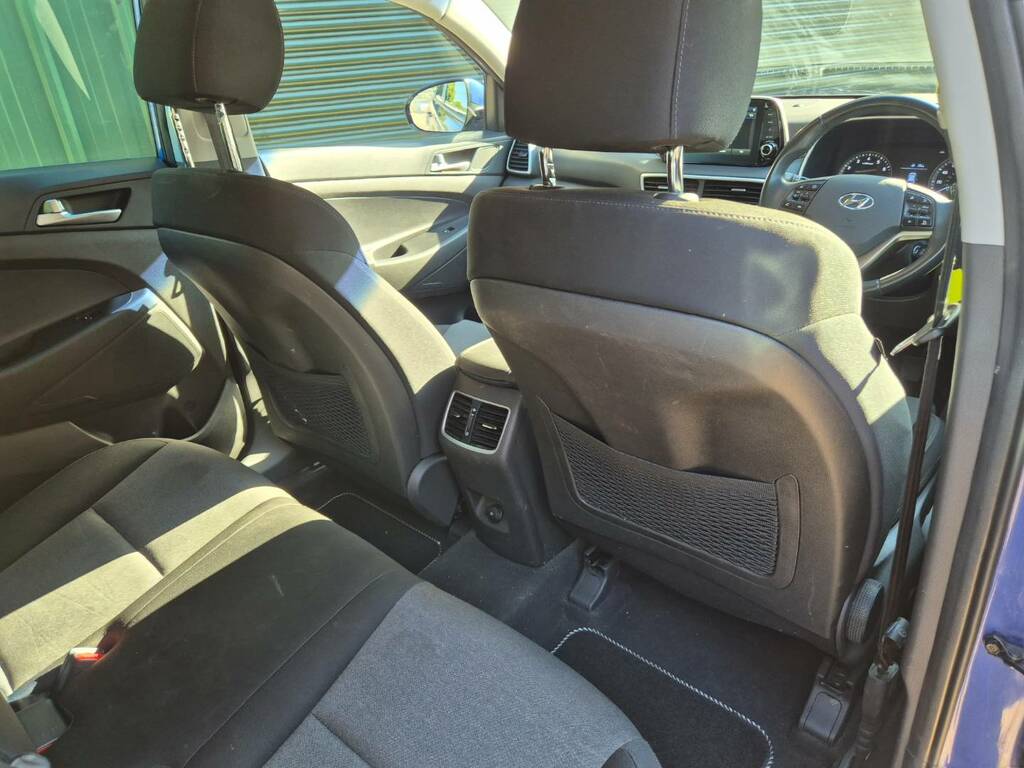 Hyundai Tucson 1.6 Gdi Se Nav Euro 6 S S White #27