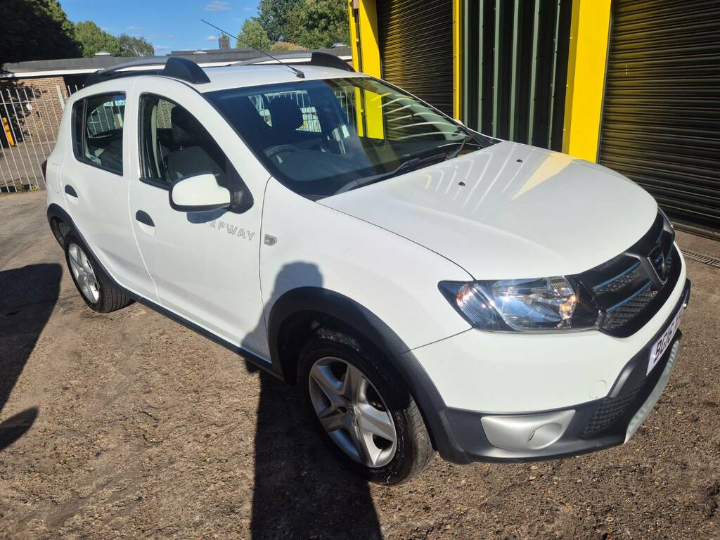 Dacia Sandero Stepway 0.9 Tce Laureate Start Stop White #3