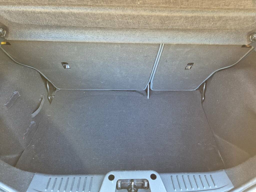 Ford Fiesta 2011 1.4 Zetec Hatchback 133 G Silver #28