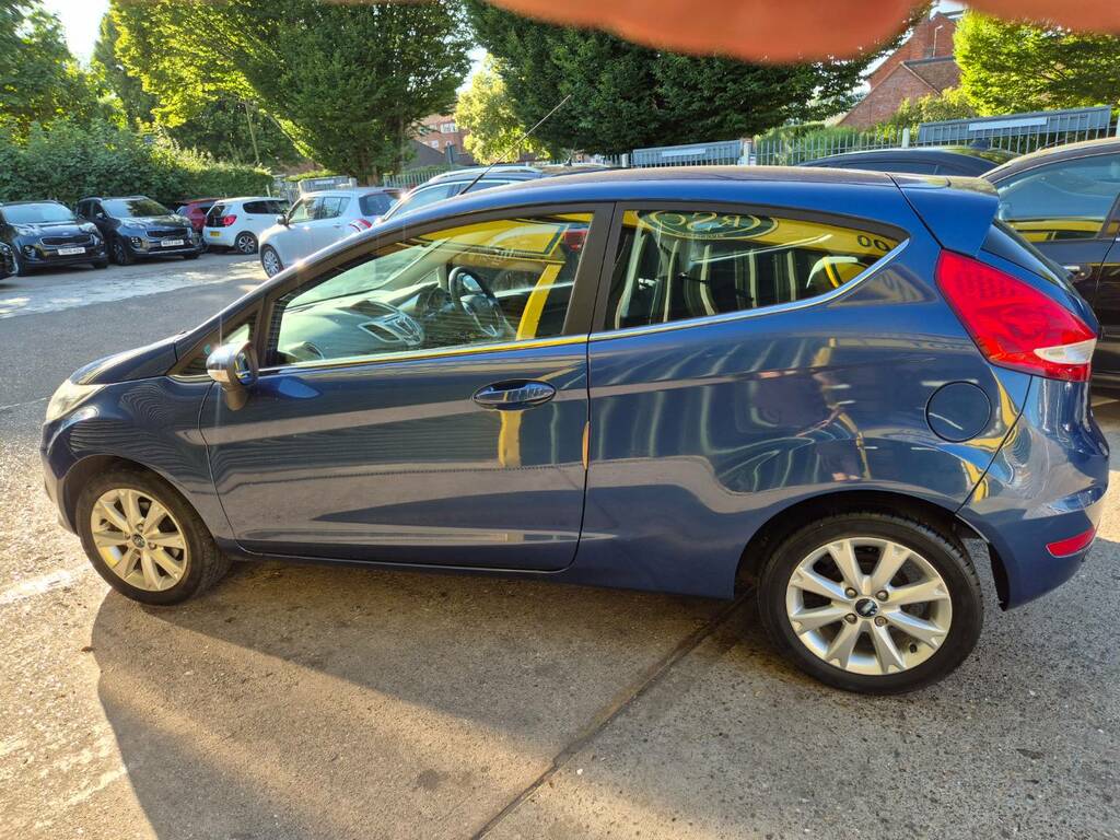 Ford Fiesta 1.25 Zetec Hatchback 129 Gkm 8 Black #12