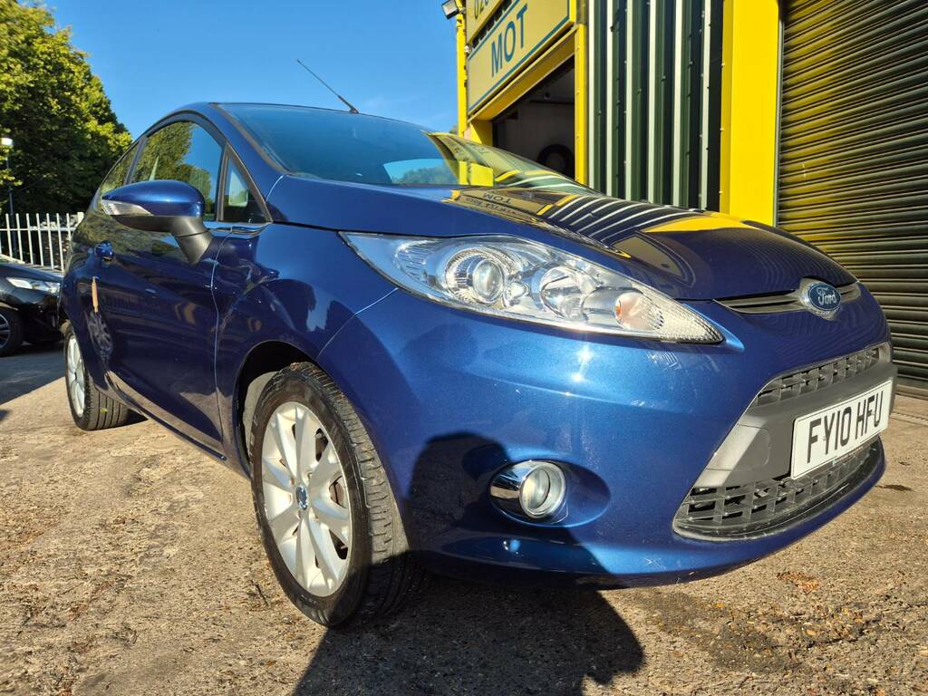 Ford Fiesta 1.25 Zetec Hatchback 129 Gkm 8 Black #8