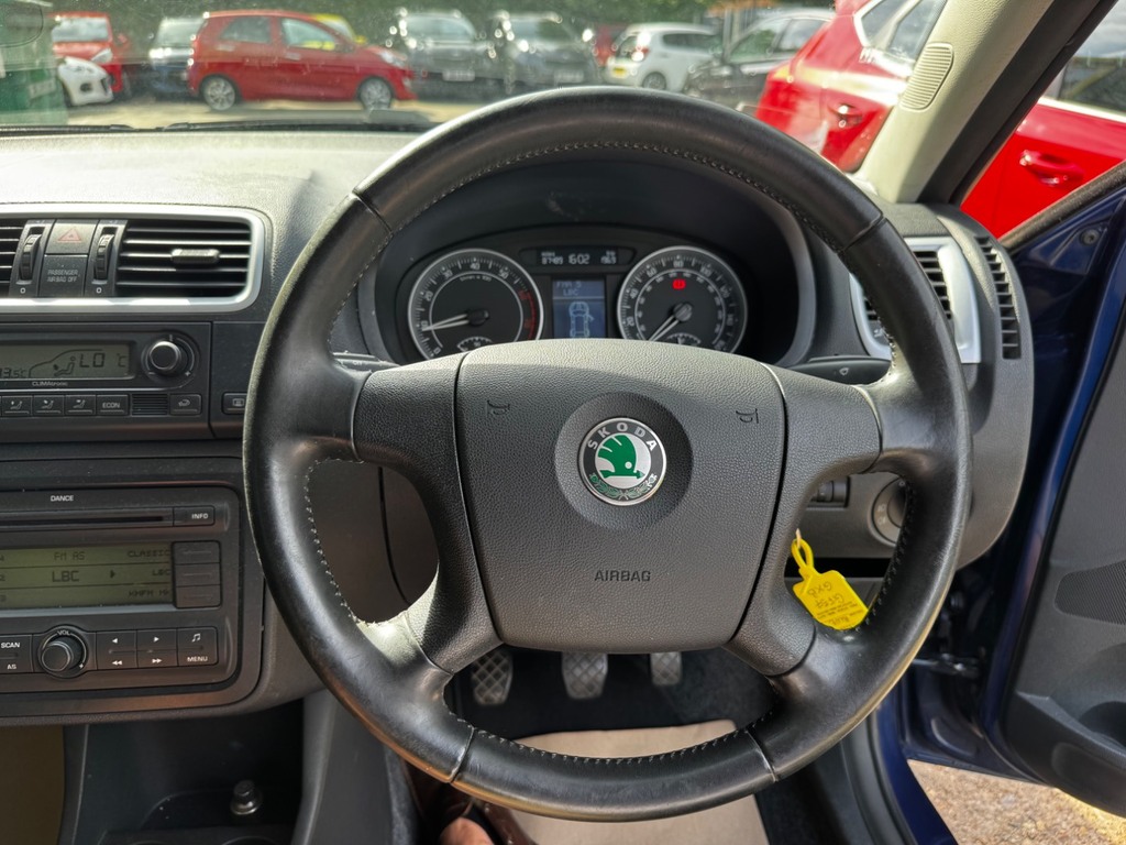 Skoda Fabia 1.9 Tdi Pure Drive Elegance Estate Manu Beige #38