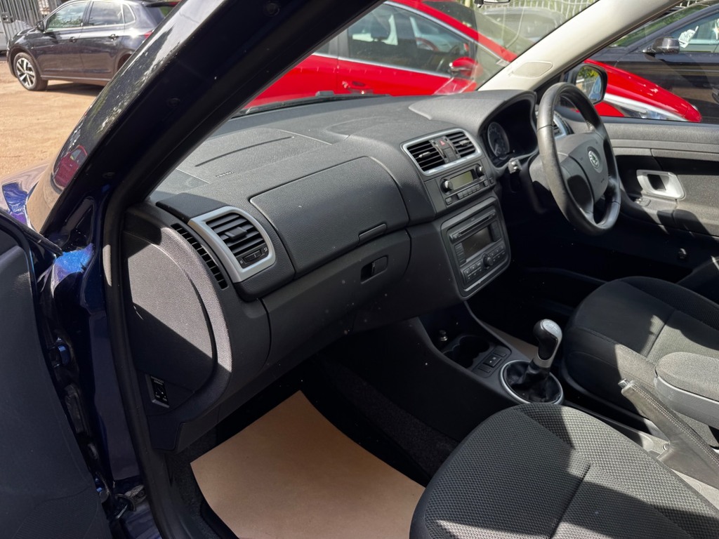 Skoda Fabia 1.9 Tdi Pure Drive Elegance Estate Manu Beige #23