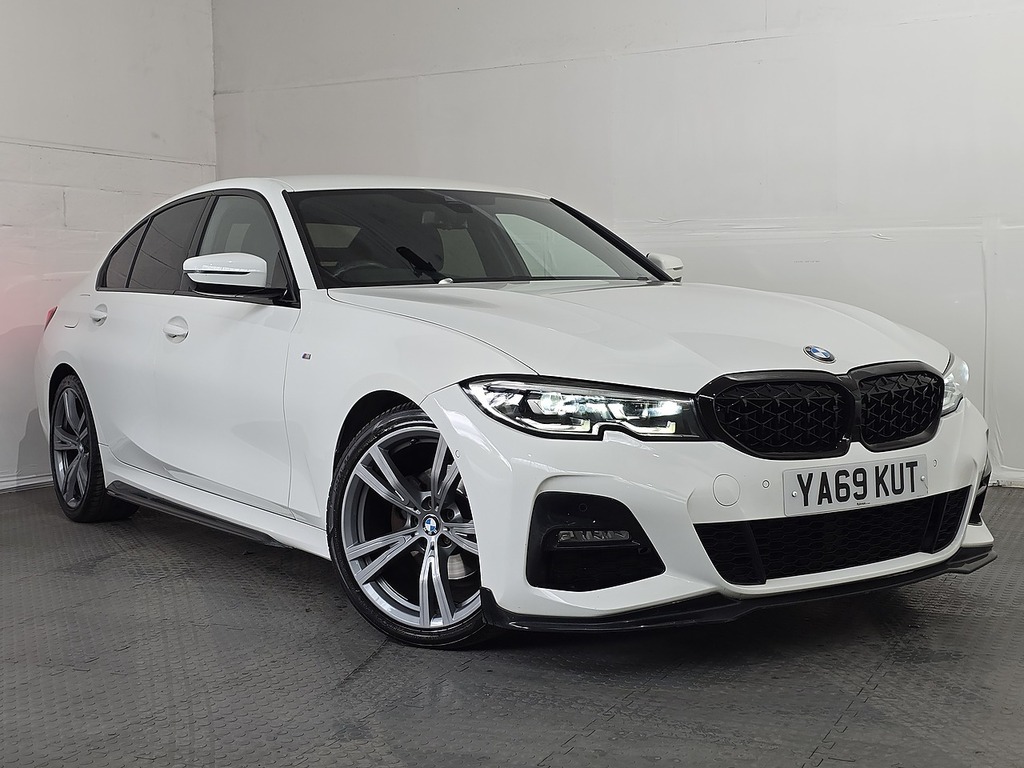BMW 3 Series 320I M Sport White #3