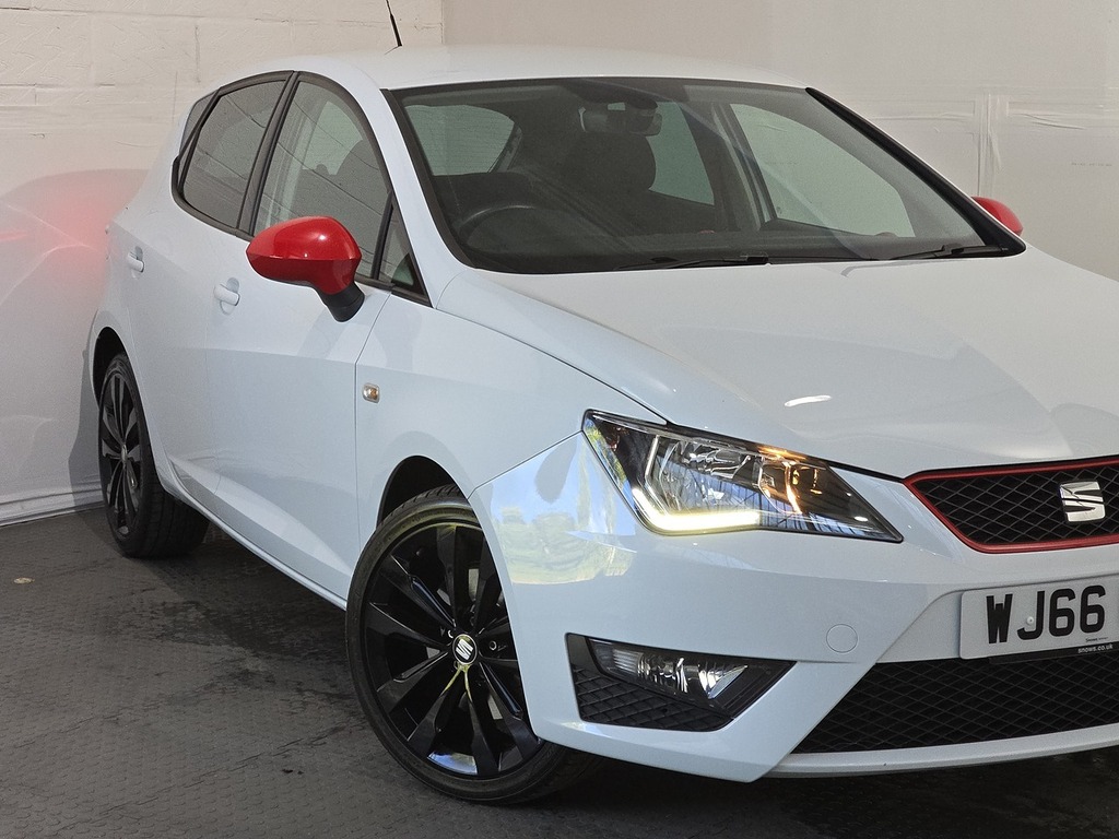 Seat Ibiza Tsi Fr Red Edition White #2