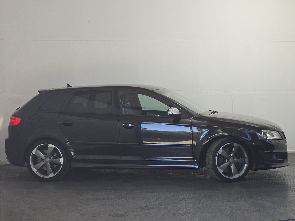 Audi S3 Tfsi Black Edition Black #5