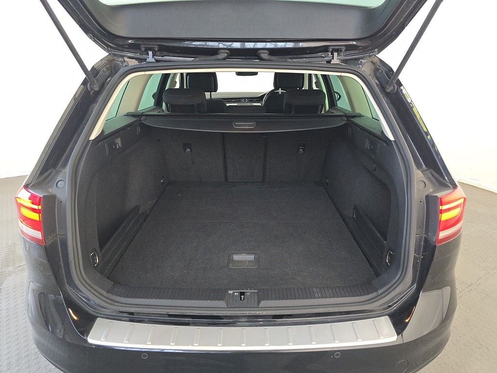 Volkswagen Passat 2.0 Tdi Se Business Estate Dsg Euro 6 Grey #59
