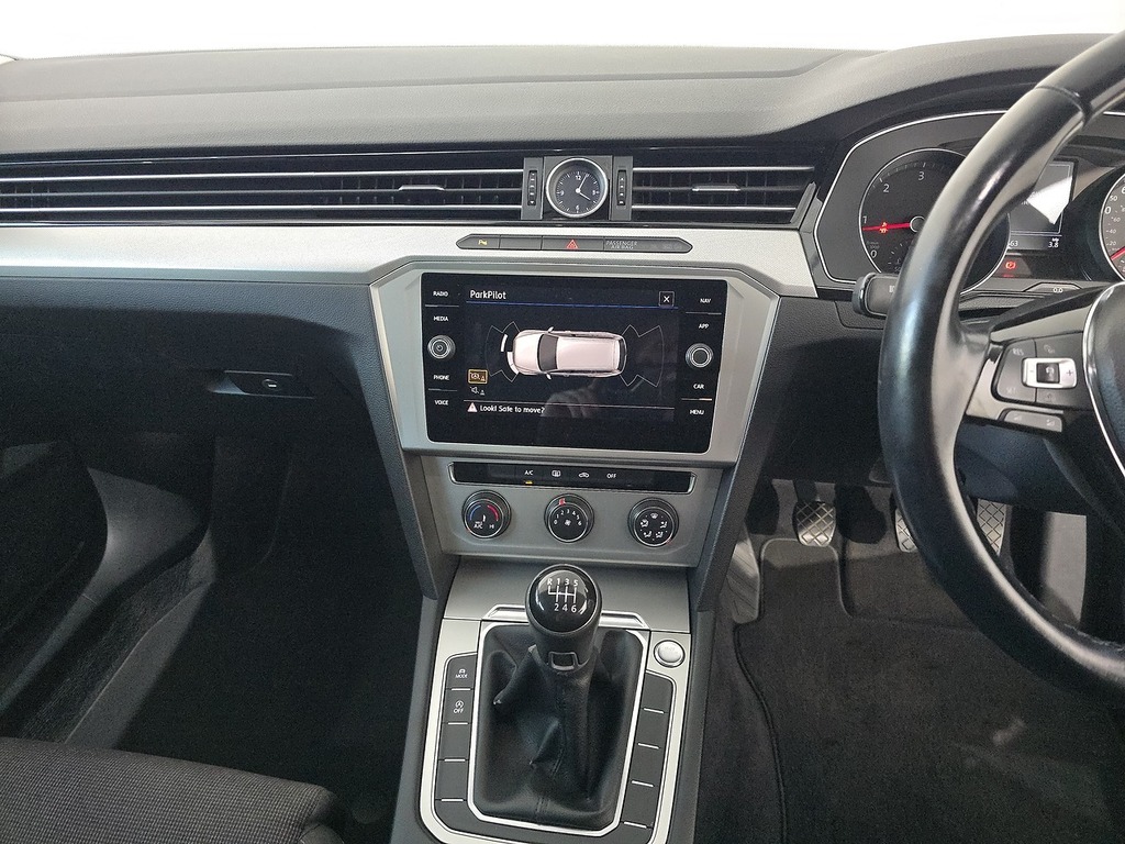 Volkswagen Passat 2.0 Tdi Se Business Estate Dsg Euro 6 Grey #40