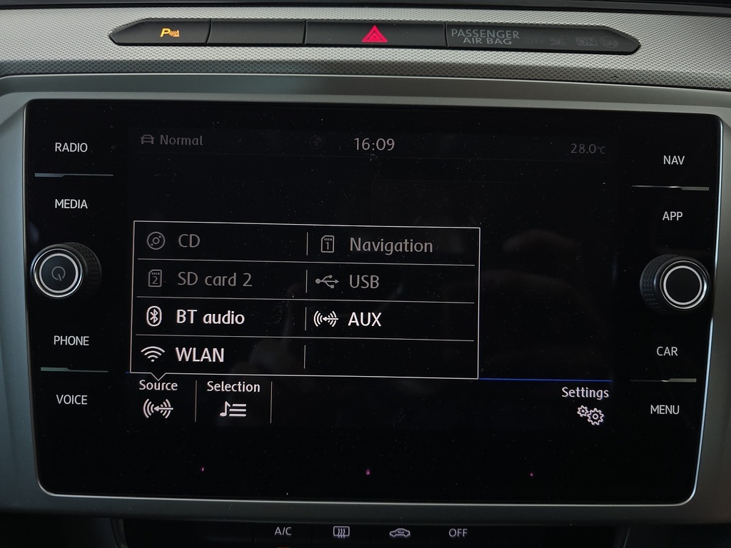 Volkswagen Passat 2.0 Tdi Se Business Estate Dsg Euro 6 Grey #52