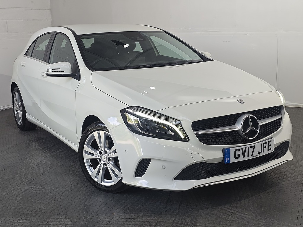 Mercedes-Benz A Class A180d Sport Premium #4