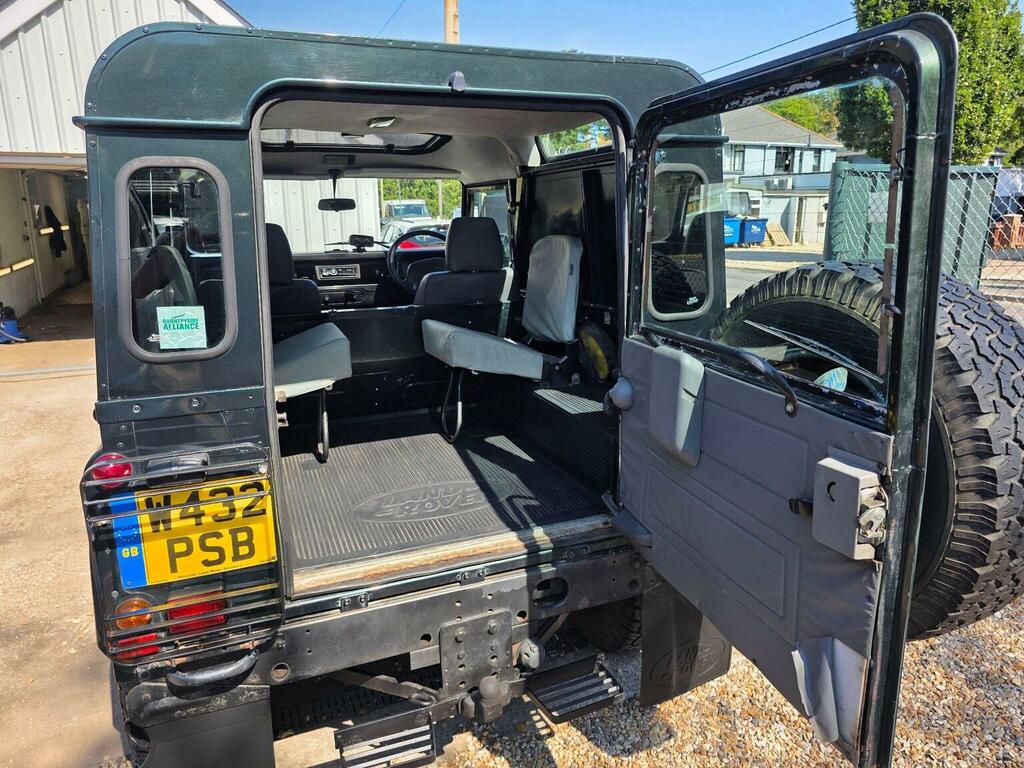 Land Rover Defender 90 Mpv Green #24