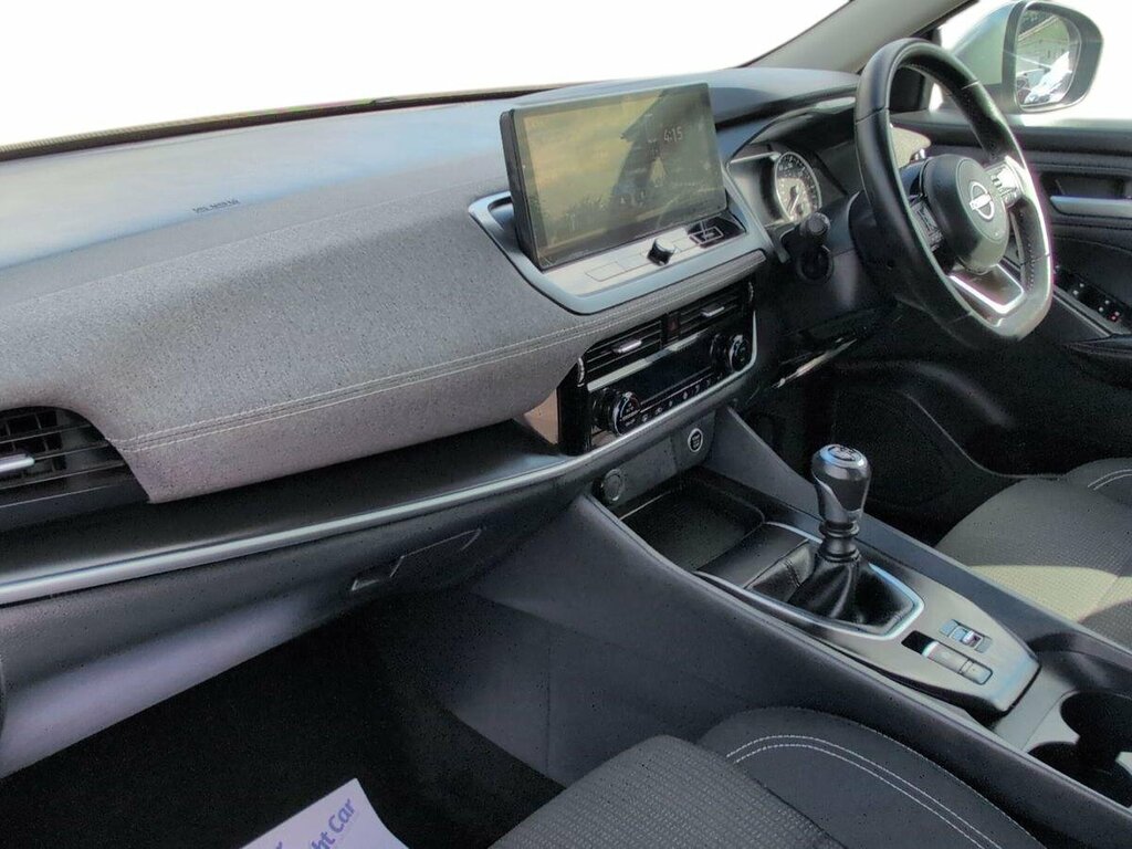 Nissan Qashqai 1.3 Dig-t Mhev Acenta Premium - 2025 25 YX25ZGS Silver #2