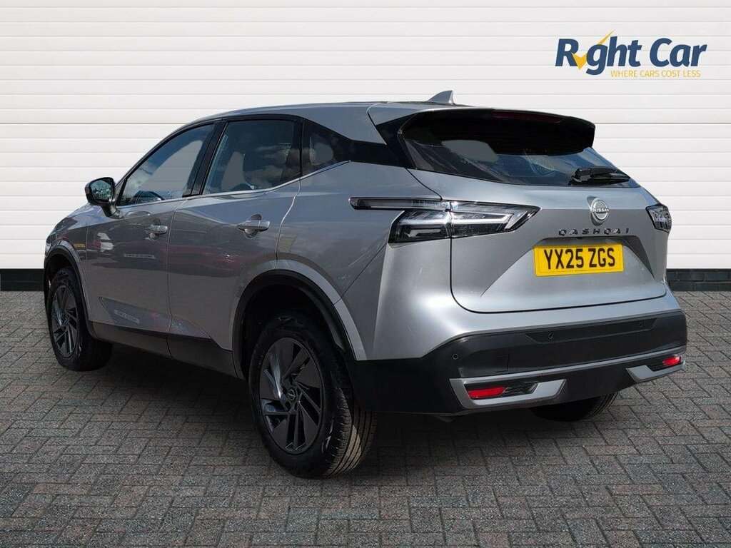 Nissan Qashqai 1.3 Dig-t Mhev Acenta Premium - 2025 25 YX25ZGS Silver #3