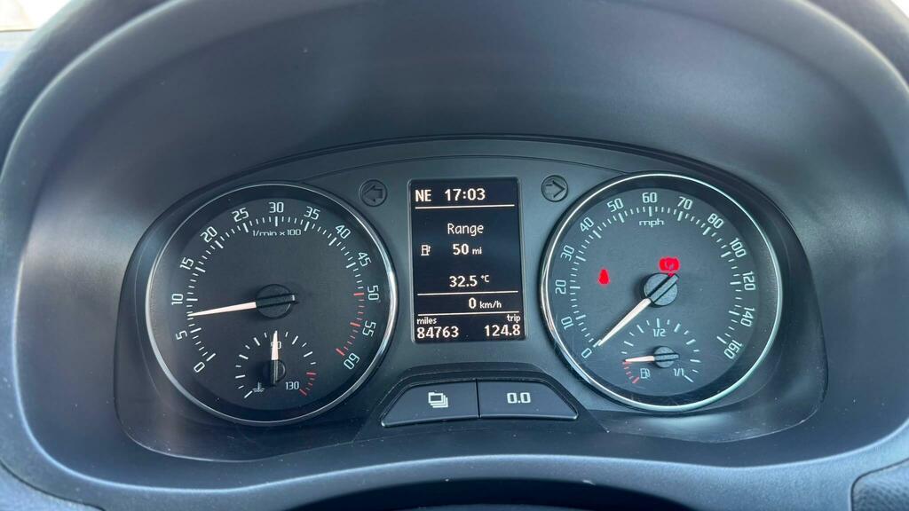 Skoda Fabia 1.2 Se 12V 68 Bhp 12 Month Nationwide Warrant Silver #10