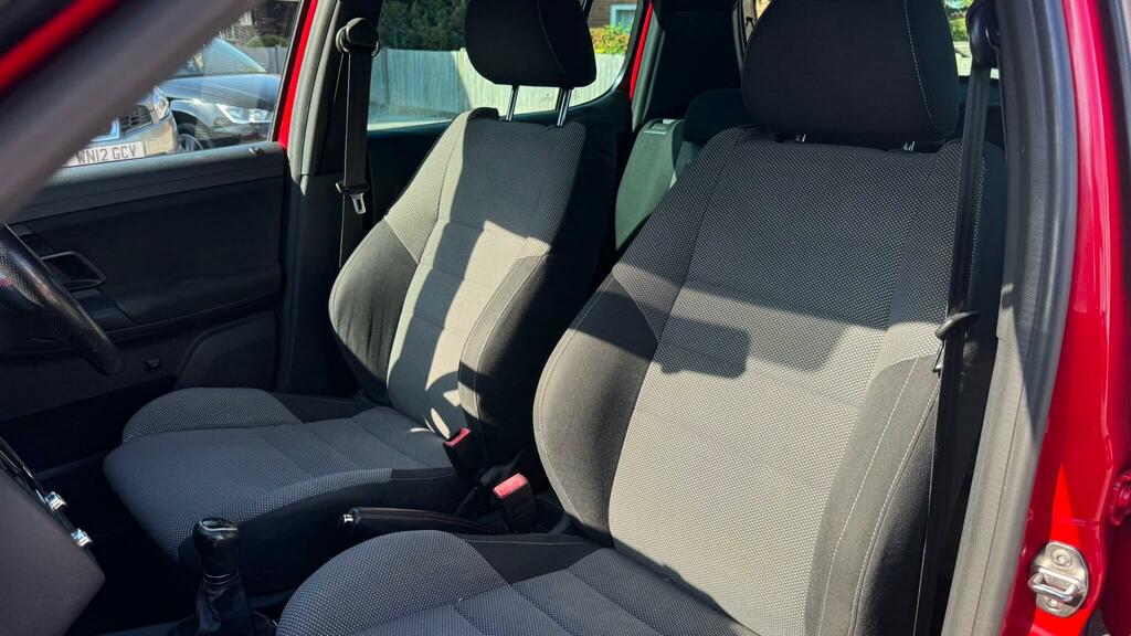 Skoda Fabia 1.2 Se 12V 68 Bhp 12 Month Nationwide Warrant Silver #16