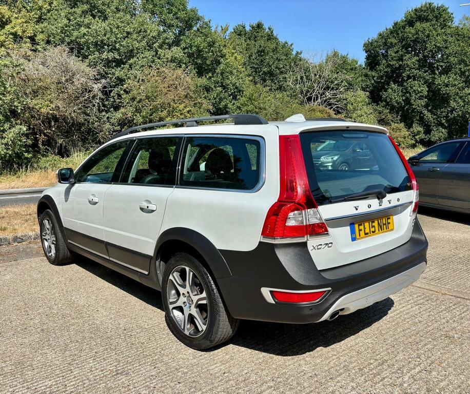 Volvo XC70 2.4 D5 Se Lux Geartronic Awd Euro 5 White #4