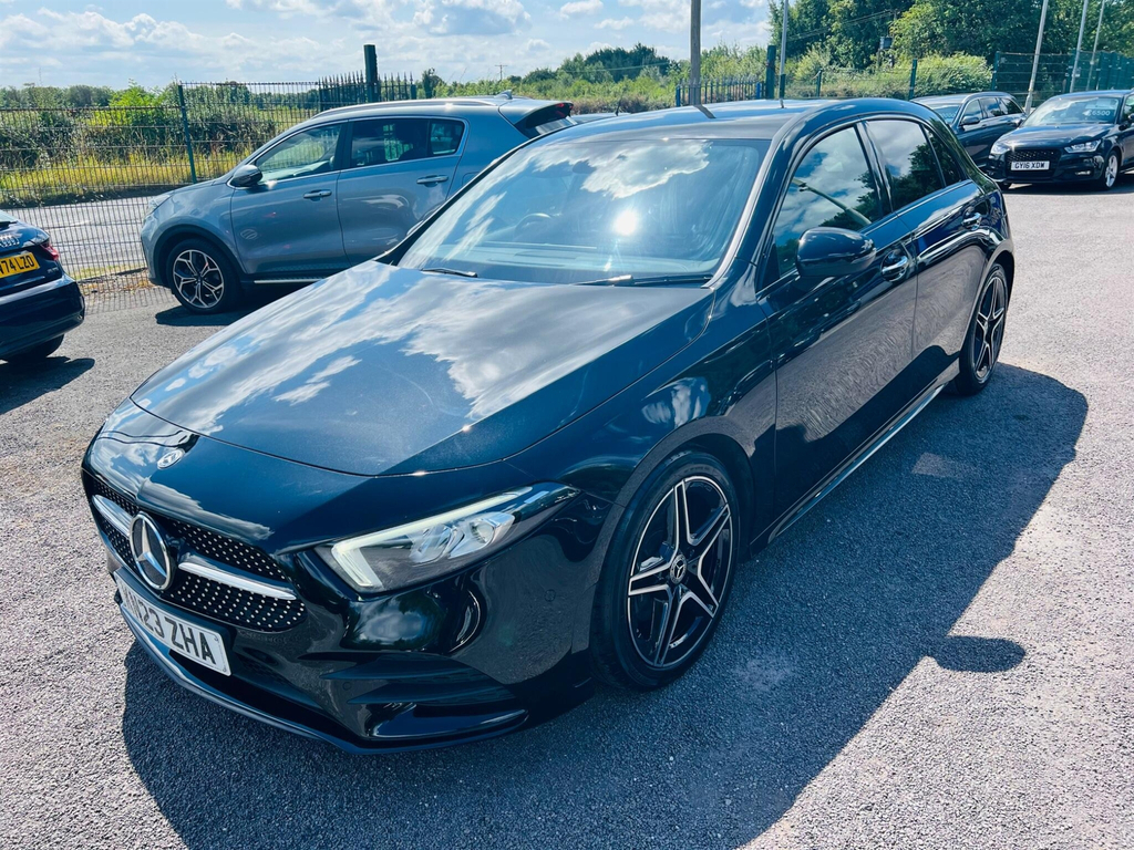 Mercedes-Benz A Class 1.3 Amg Line Premium 7G-dct Euro 6 Ss Black #3