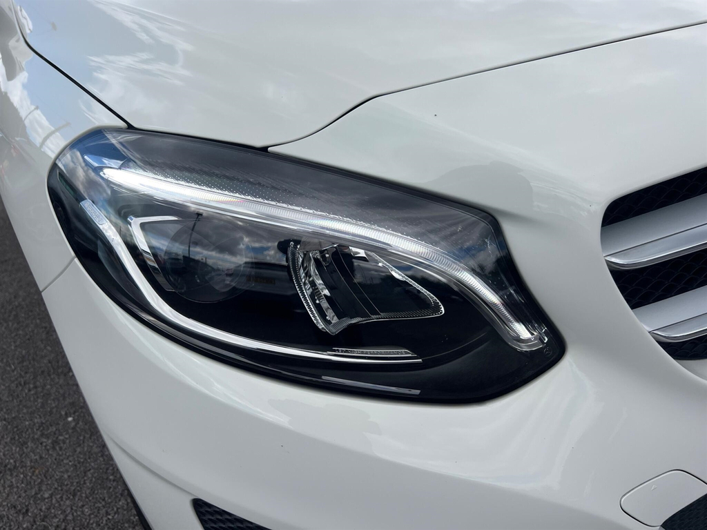 Mercedes-Benz B Class 2.1L B 200 D Amg Line Premium 134 Bhp Silver #16