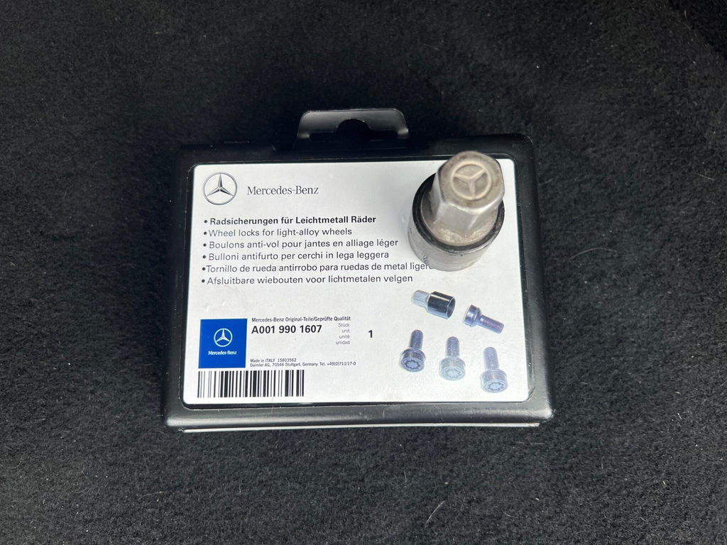Mercedes-Benz B Class 2.1L B 200 D Amg Line Premium 134 Bhp Silver #39