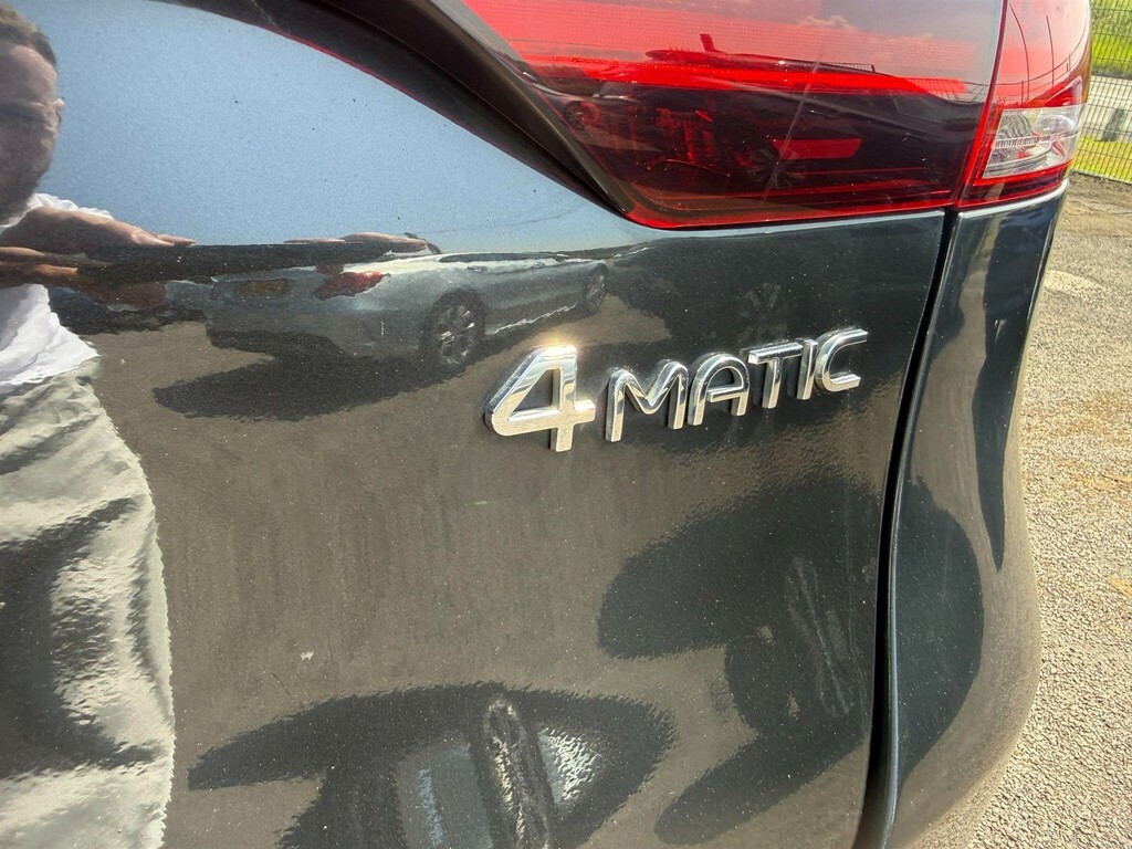 Mercedes-Benz EQC Eqc 400 4Matic Amg Line Black #37
