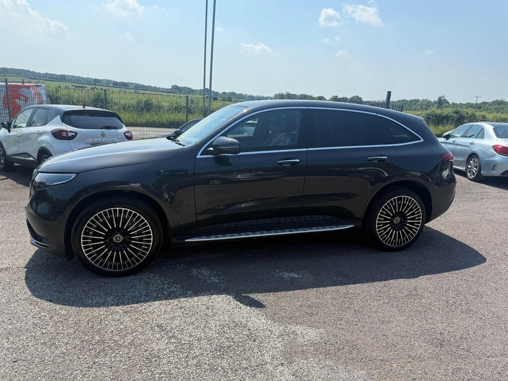 Mercedes-Benz EQC 400 80Kwh Amg Line Premium 4Matic Grey #4