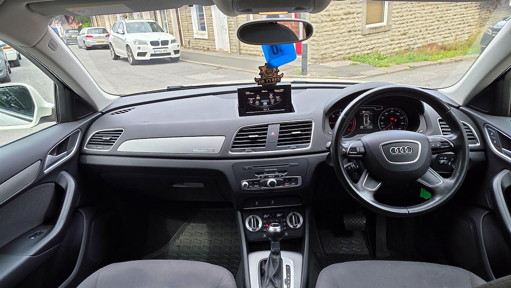 Audi Q3 2.0 Tdi Se S Tronic Quattro Euro 5 Ss Black #9