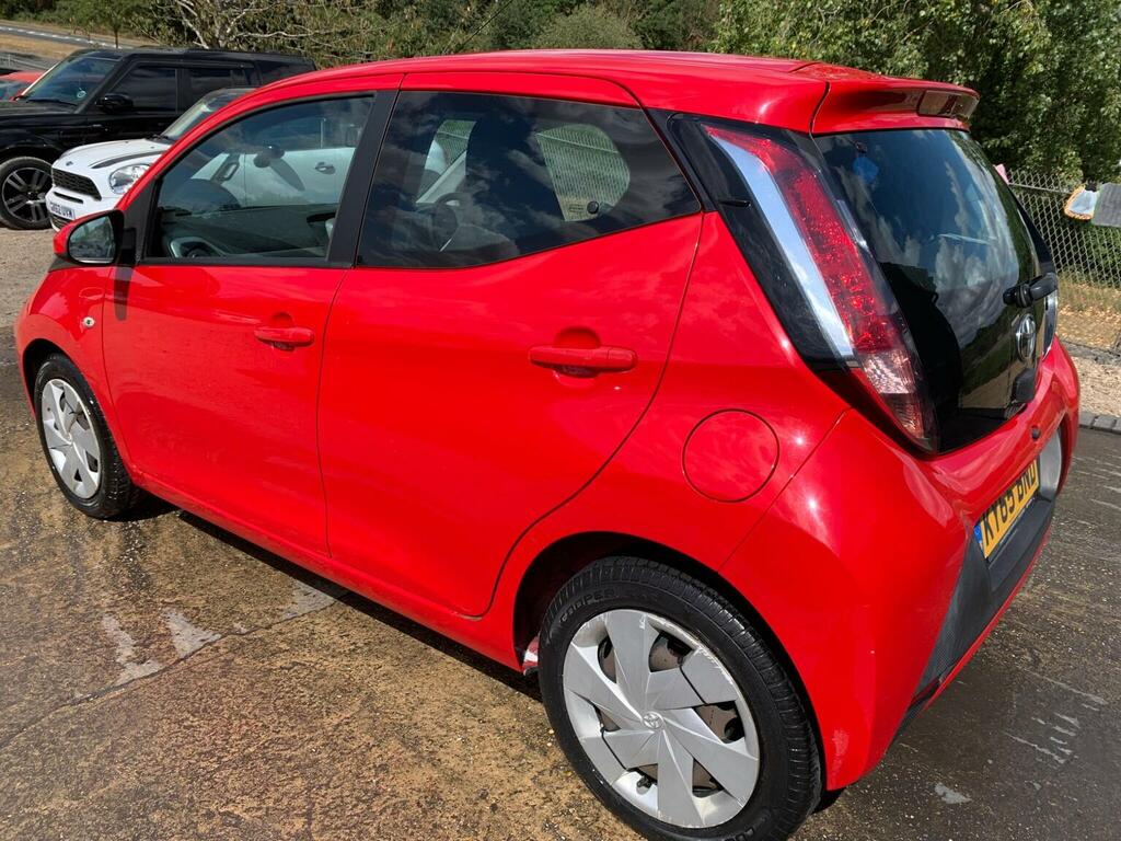 Toyota Aygo Vvt-i X-play Euro 5 Euro 5 KY65BND Red #6
