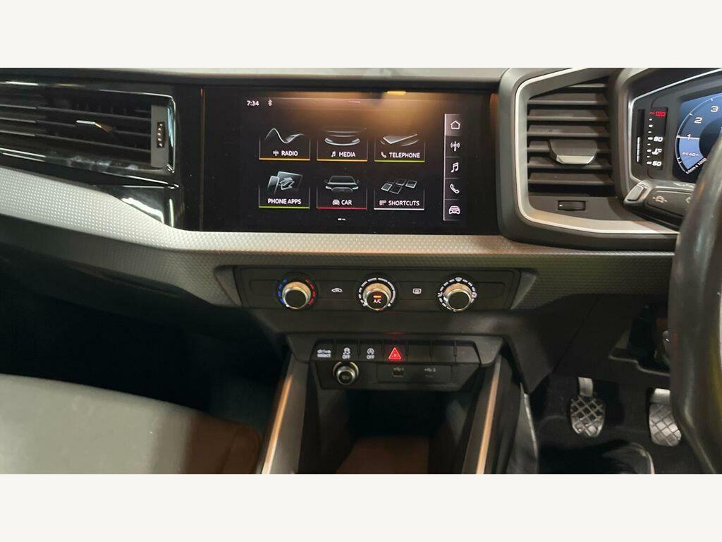 Audi A1 1.0 Tfsi 25 Sport Sportback S Tronic Eu Grey #10