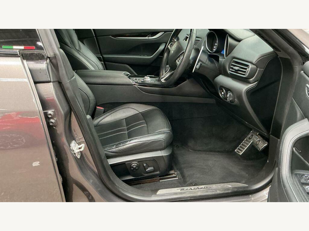Maserati Levante 3.0 Levante Gransport #9