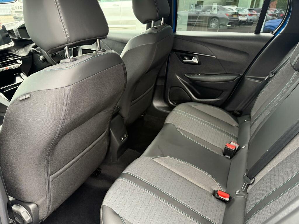 Peugeot 208 1.2 Puretech Active Premium Hatchback M  #7