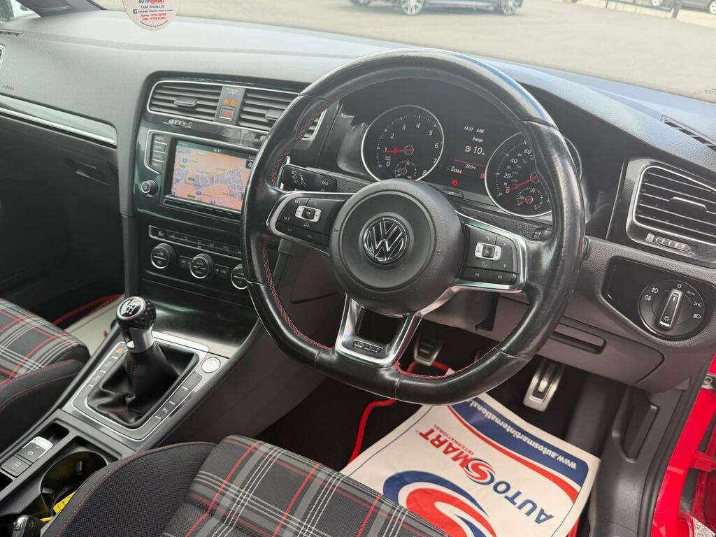 Volkswagen Golf 1.4 Tsi 150 R-line Edition Dsg White #9