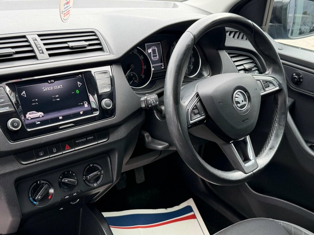 Skoda Fabia 1.0 Tsi Monte Carlo 95Ps Ss 5-Dr Estate Grey #8