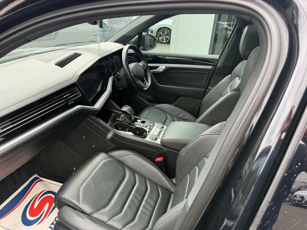 Volkswagen Touareg 3.0 Tdi V6 Black Edition Tiptronic 4Motion Euro 6  #6