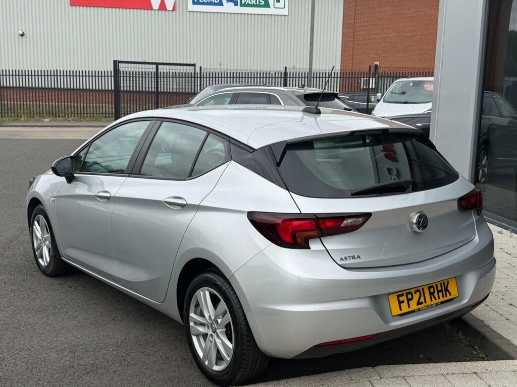 Vauxhall Astra 1.5 Turbo D Business Edition Nav Euro 6 Ss #4